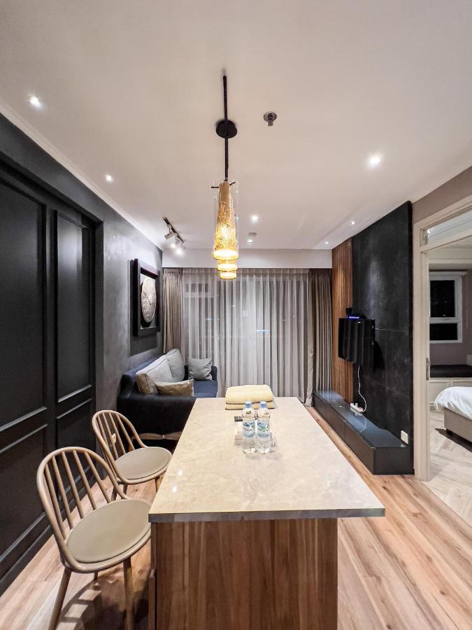 R30 Apartemen Gateway Pasteur 2Br Daymentroom バンドゥン エクステリア 写真